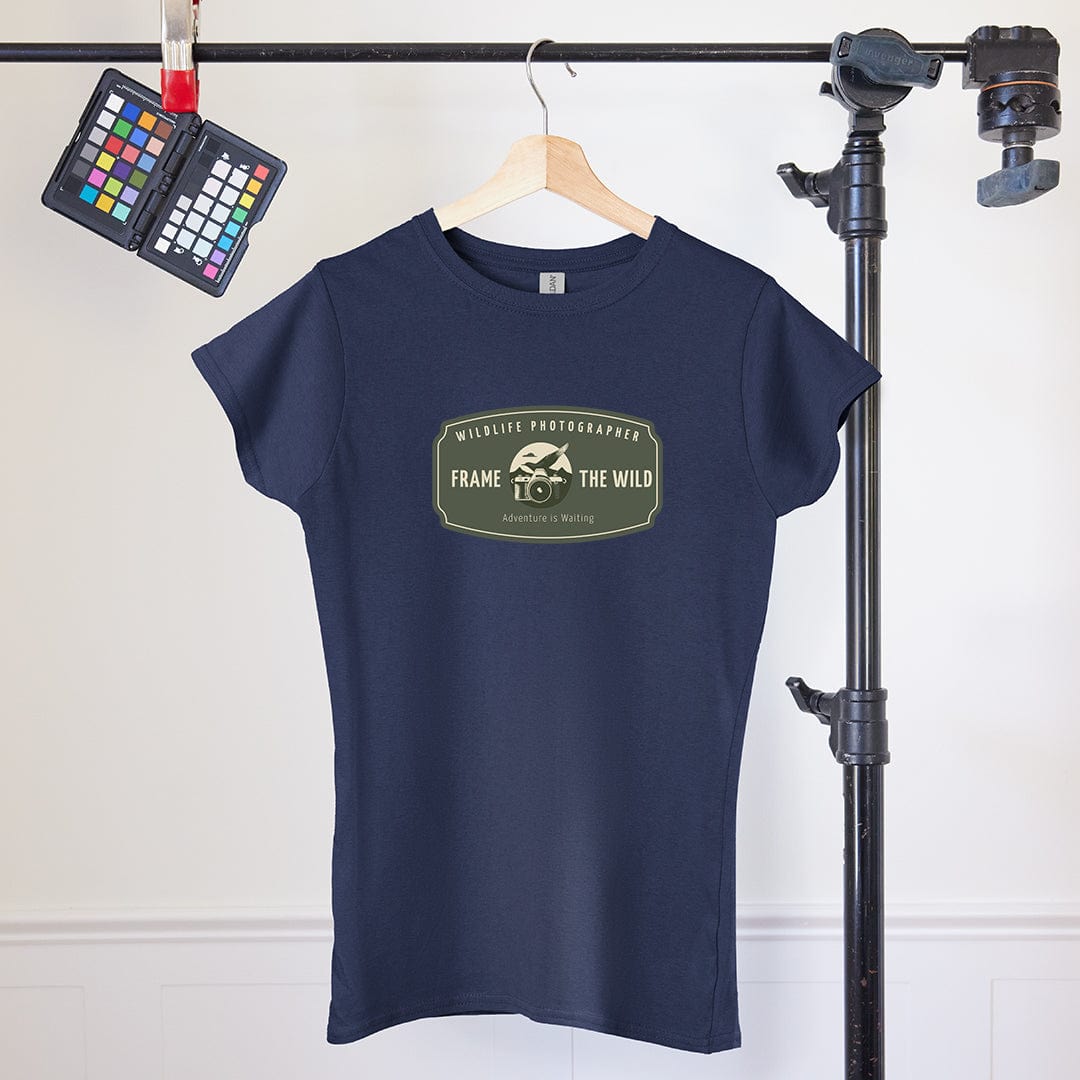 Wildlife Photographer Women's T-Shirt